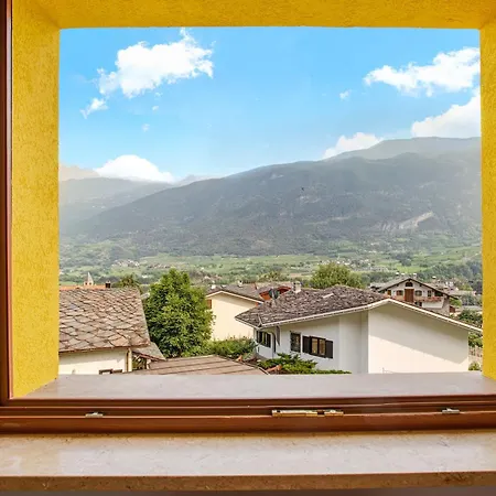 Apartment Yellow Sarre